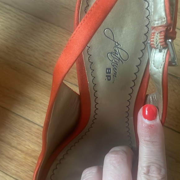 Platinum BP orange heels. Peep toe slide on back. Size 7 - Picture 5 of 9